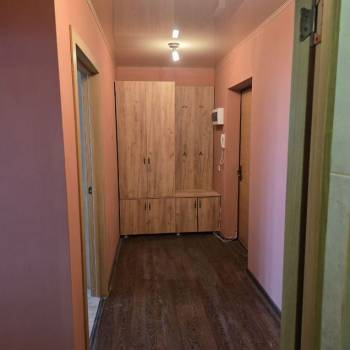 Продается 1-комнатная квартира, 41 м²