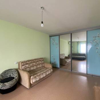 Сдается 1-комнатная квартира, 39 м²