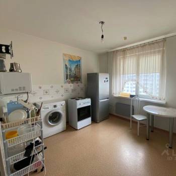 Сдается 1-комнатная квартира, 39 м²