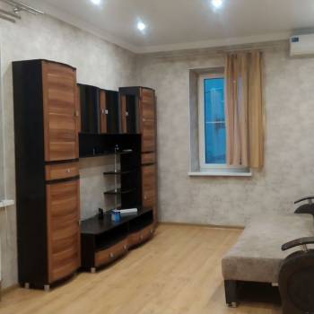 Сдается 1-комнатная квартира, 54 м²