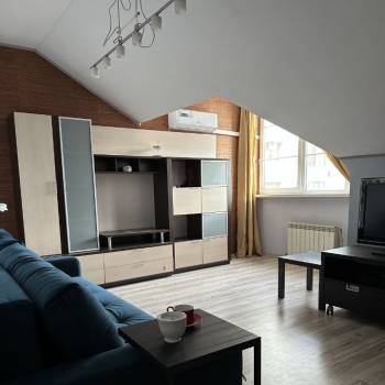 Сдается 1-комнатная квартира, 51 м²
