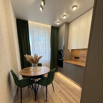 Продается 2-х комнатная квартира, 58 м²