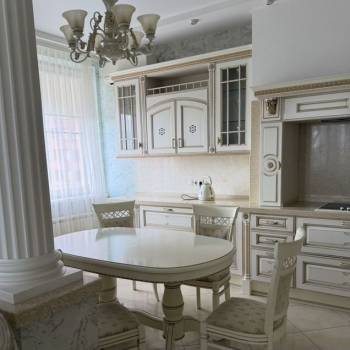 Сдается Многокомнатная квартира, 123,8 м²