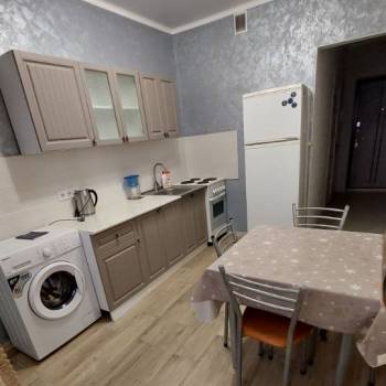 Сдается 1-комнатная квартира, 35 м²