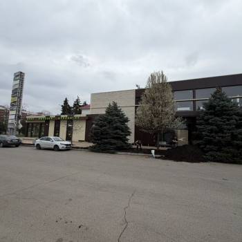 Сдается Нежилое помещение, 170 м²