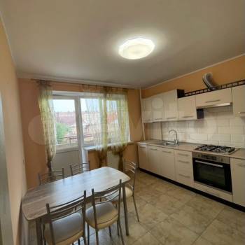 Продается 1-комнатная квартира, 39,7 м²