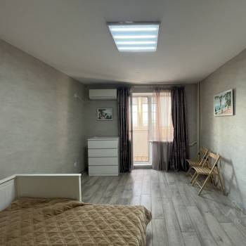 Сдается 1-комнатная квартира, 38 м²