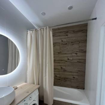 Продается 1-комнатная квартира, 38 м²