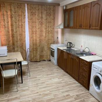 Сдается 1-комнатная квартира, 48 м²
