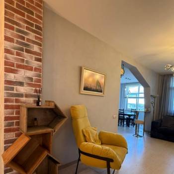 Продается 3-х комнатная квартира, 90 м²