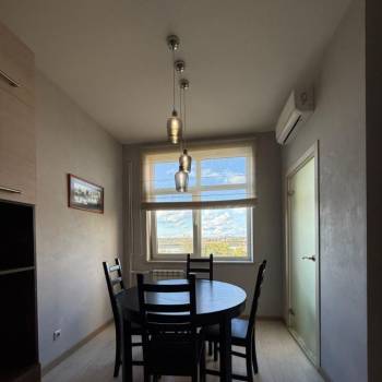 Продается 3-х комнатная квартира, 90 м²