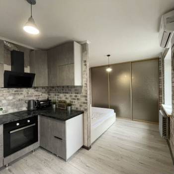 Продается 1-комнатная квартира, 18 м²