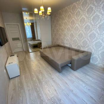 Сдается 1-комнатная квартира, 43 м²