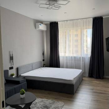 Сдается 1-комнатная квартира, 38 м²