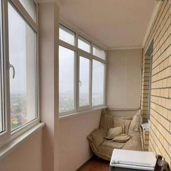 Сдается 1-комнатная квартира, 62 м²