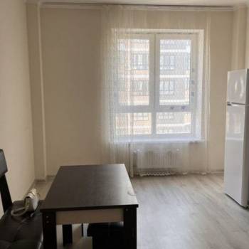 Продается 1-комнатная квартира, 50,4 м²