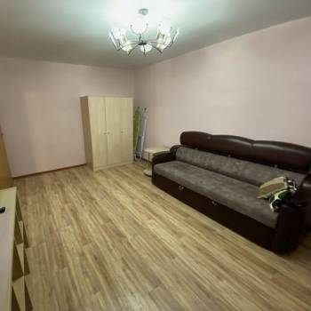 Сдается 1-комнатная квартира, 35,2 м²