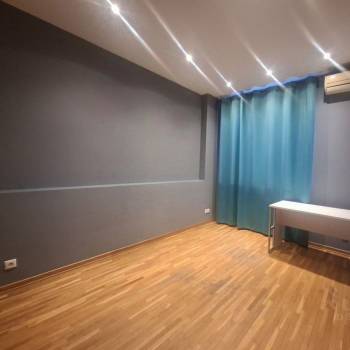 Сдается Многокомнатная квартира, 100 м²