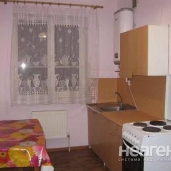 Сдается 1-комнатная квартира, 40 м²