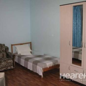 Сдается 1-комнатная квартира, 40 м²