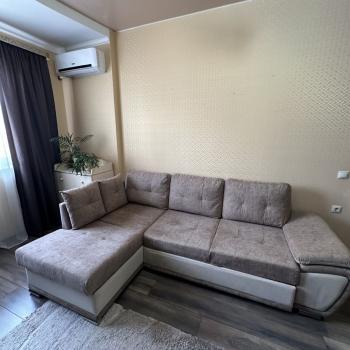 Продается 1-комнатная квартира, 46 м²