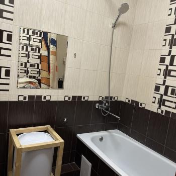 Продается 1-комнатная квартира, 46 м²