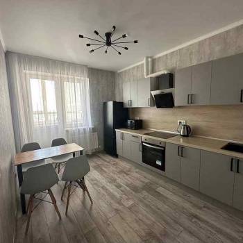 Сдается 2-х комнатная квартира, 56 м²