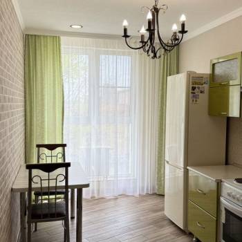 Сдается 1-комнатная квартира, 44 м²