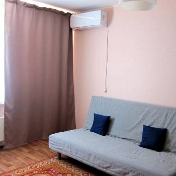 Сдается 1-комнатная квартира, 38 м²