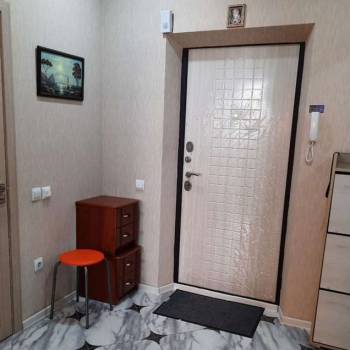 Продается 1-комнатная квартира, 45 м²