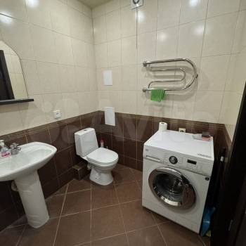 Сдается Многокомнатная квартира, 80 м²