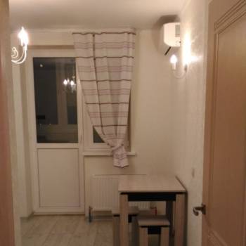 Продается 1-комнатная квартира, 43 м²