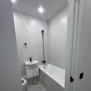 Продается 1-комнатная квартира, 35 м²