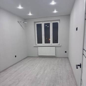 Продается 1-комнатная квартира, 35 м²