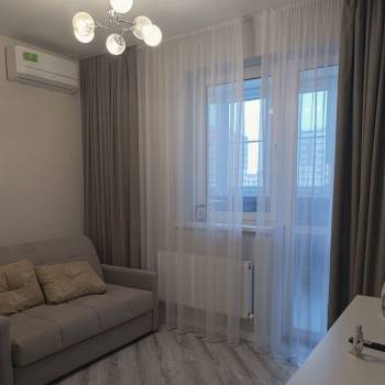 Сдается 1-комнатная квартира, 42 м²
