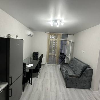 Сдается 1-комнатная квартира, 41,3 м²