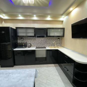 Сдается 1-комнатная квартира, 55 м²