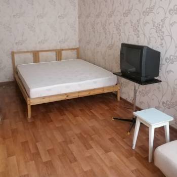 Сдается 1-комнатная квартира, 38 м²