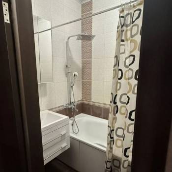 Сдается 2-х комнатная квартира, 60 м²