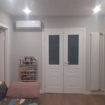 Продается Многокомнатная квартира, 76 м²
