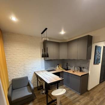 Сдается 1-комнатная квартира, 39 м²