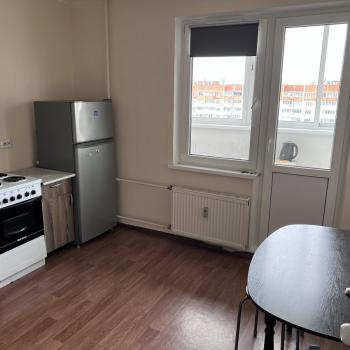 Продается 1-комнатная квартира, 38 м²