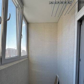 Продается 1-комнатная квартира, 36 м²