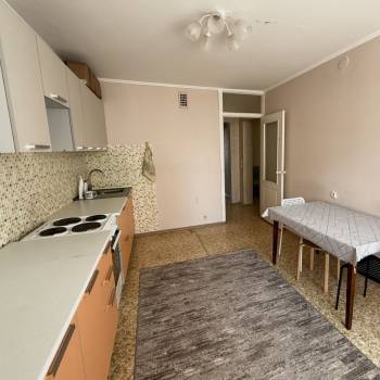 Сдается 2-х комнатная квартира, 70 м²
