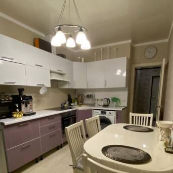 Продается 1-комнатная квартира, 41 м²