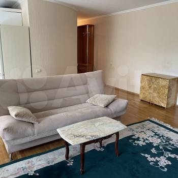 Сдается 2-х комнатная квартира, 60 м²