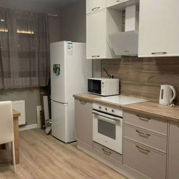 Сдается 1-комнатная квартира, 45 м²