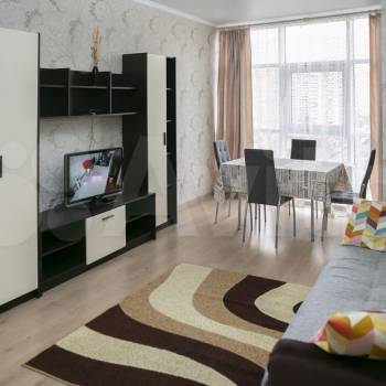 Сдается Многокомнатная квартира, 78 м²