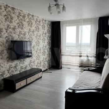 Сдается 1-комнатная квартира, 40 м²