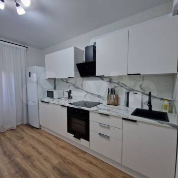 Сдается 1-комнатная квартира, 42,1 м²